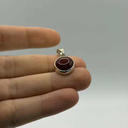 Vintage Round Dark Red Carnelian Garnet Cabochon Bezel Pendant